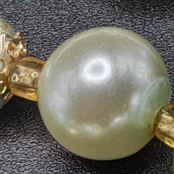 Vintage Japan Art Glass Necklace, Green Cream Gold Beads, 1950s Jewelry - Picture 12 of 13